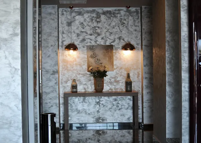 Candan Citybeach Hotel 3*