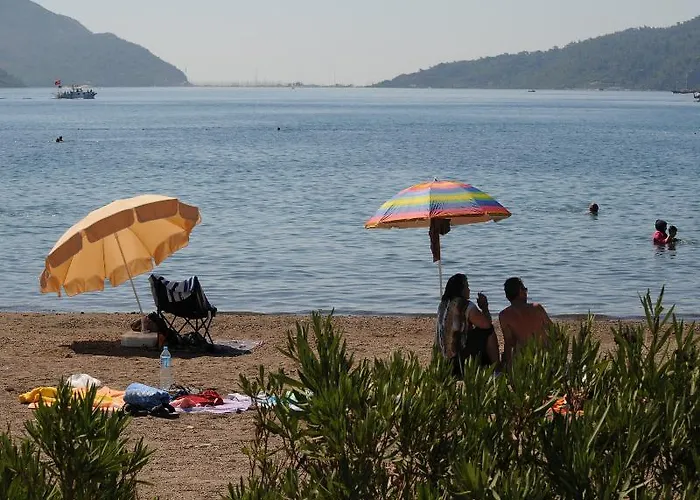 Hotel Candan Citybeach