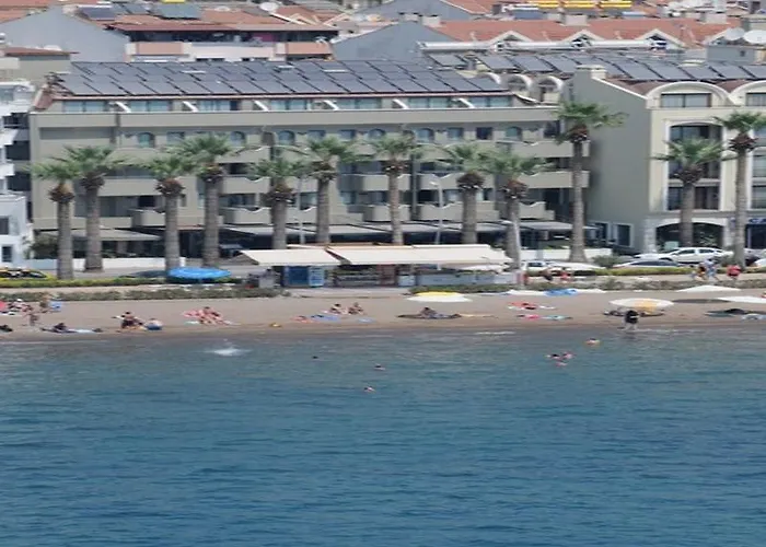 Hotel Candan Citybeach 3*