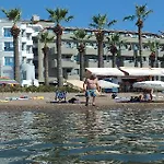 Candan Citybeach Hotel 3*